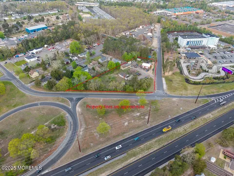MLS: 22513068