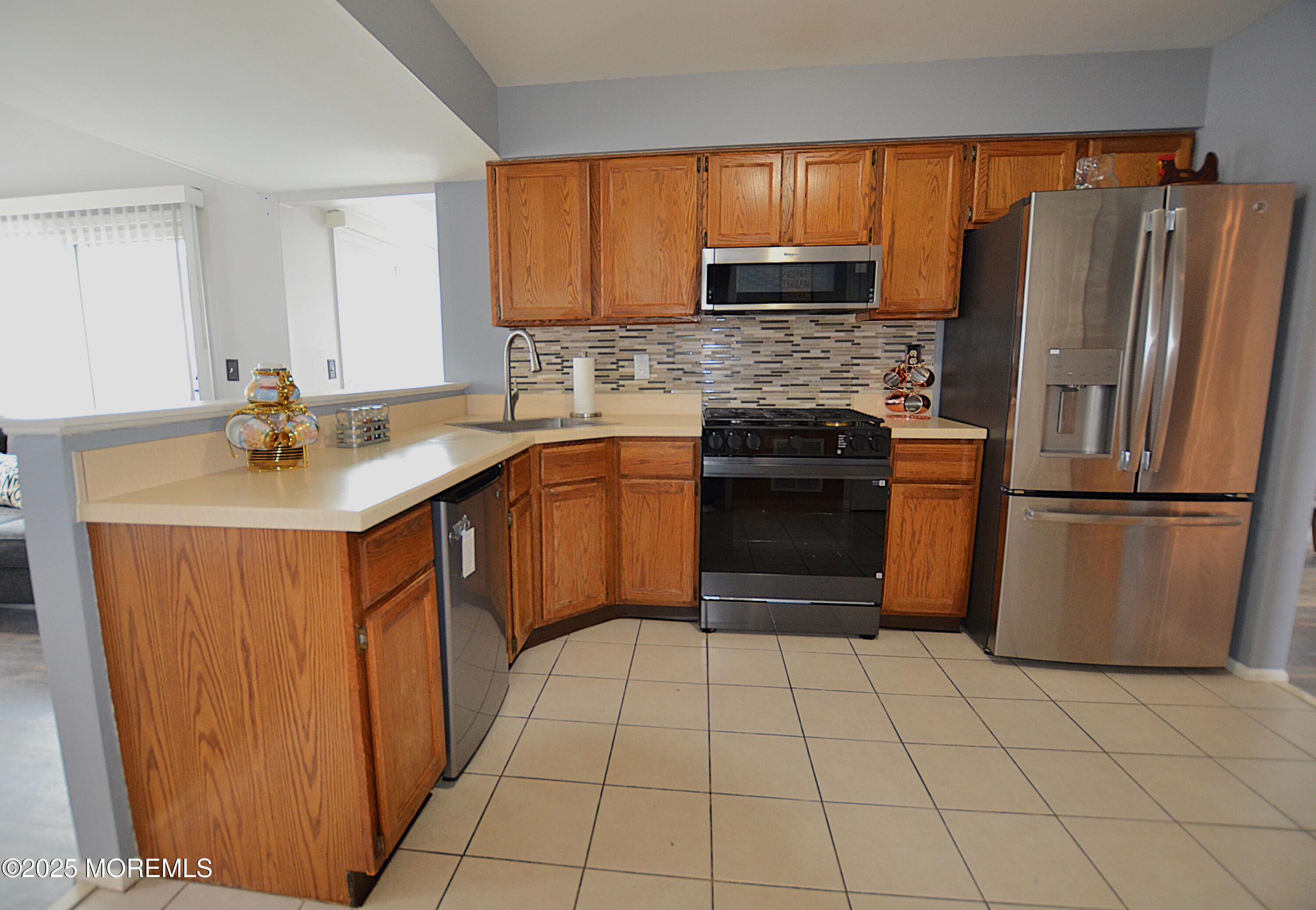 10 Cripple Creek Road, Howell, New Jersey image 18