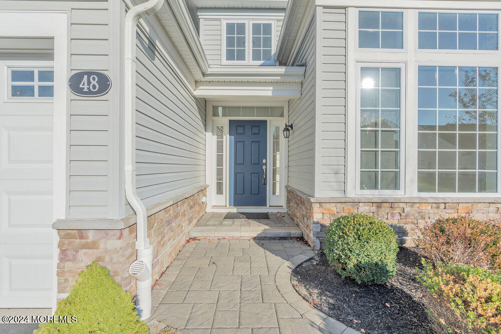 48 Legacy Court, Freehold, New Jersey image 3