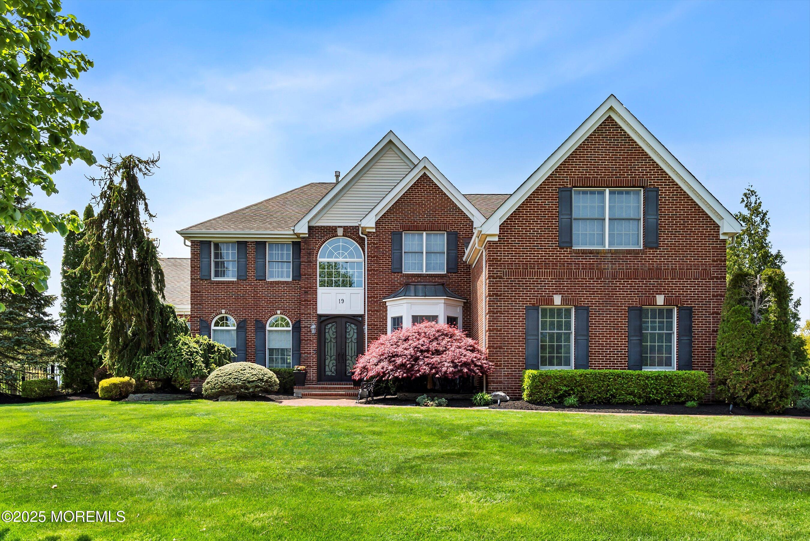 19 Gallant Fox Road, Tinton Falls, New Jersey image 1