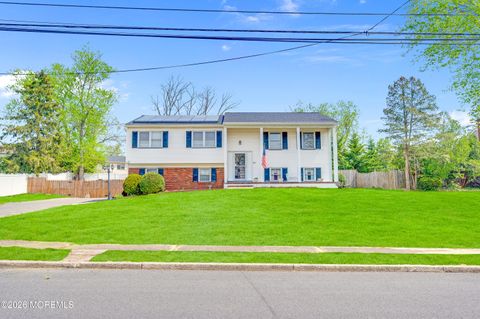 Photo of 536 Skylark Drive, Toms River, NJ 08755 (MLS # 22610878)