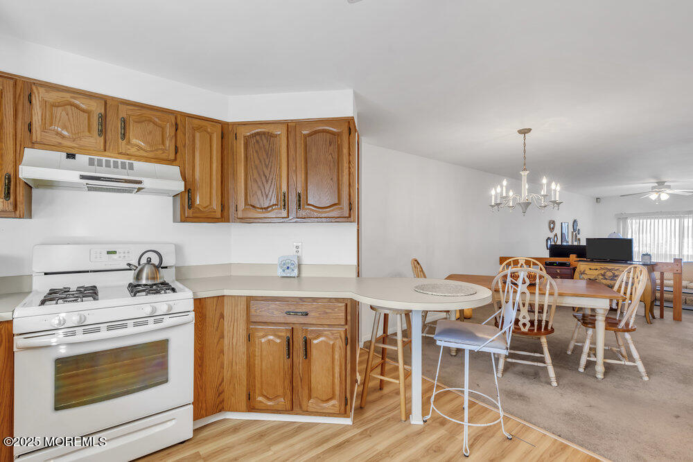 5 Black Pine Lane, Brielle, New Jersey image 8