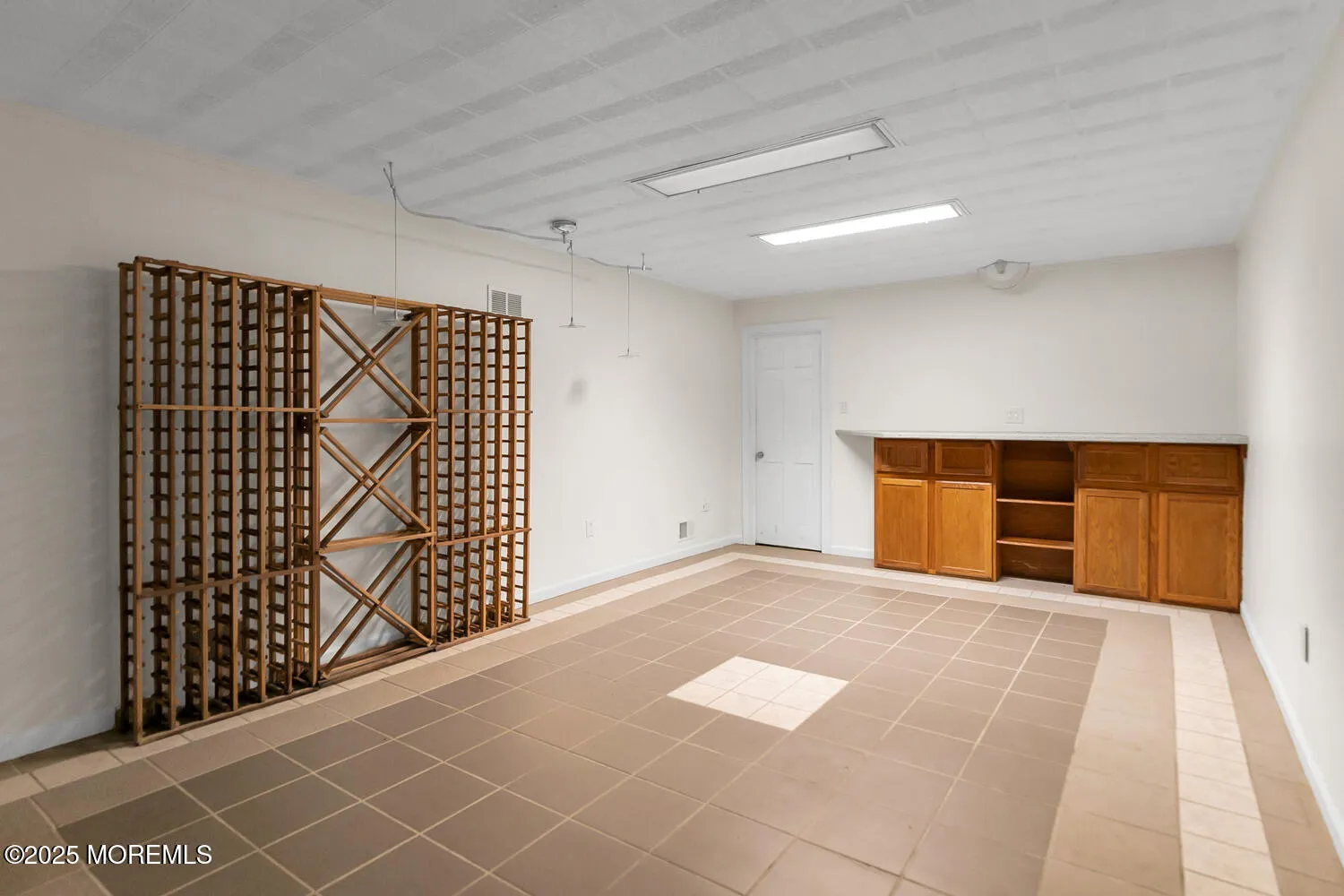 Holmdel, New Jersey 07733, United States, 5 Bedrooms Bedrooms, ,3 BathroomsBathrooms,Residential,Active,224897