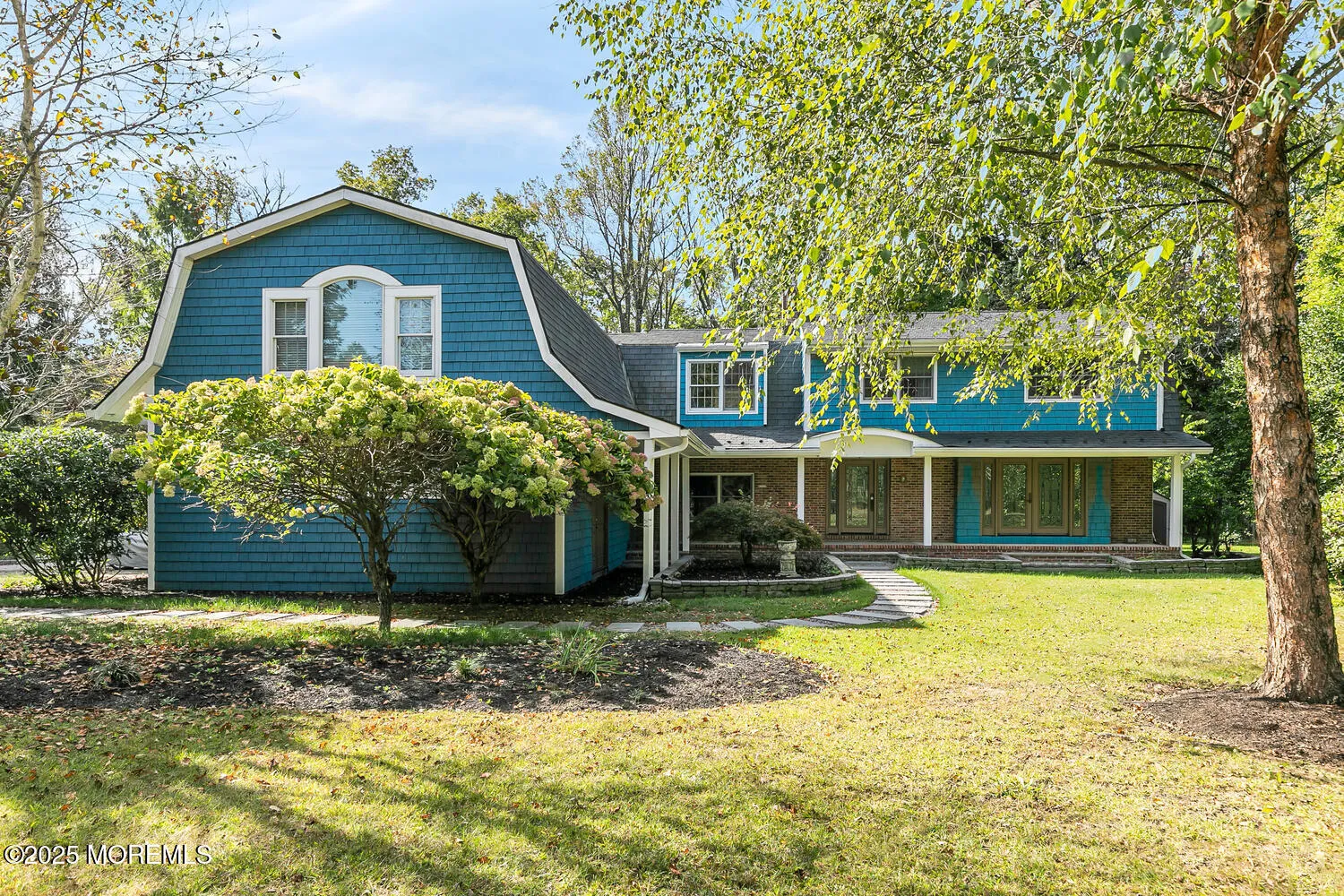 Holmdel, New Jersey 07733, United States, 5 Bedrooms Bedrooms, ,3 BathroomsBathrooms,Residential,Active,224897