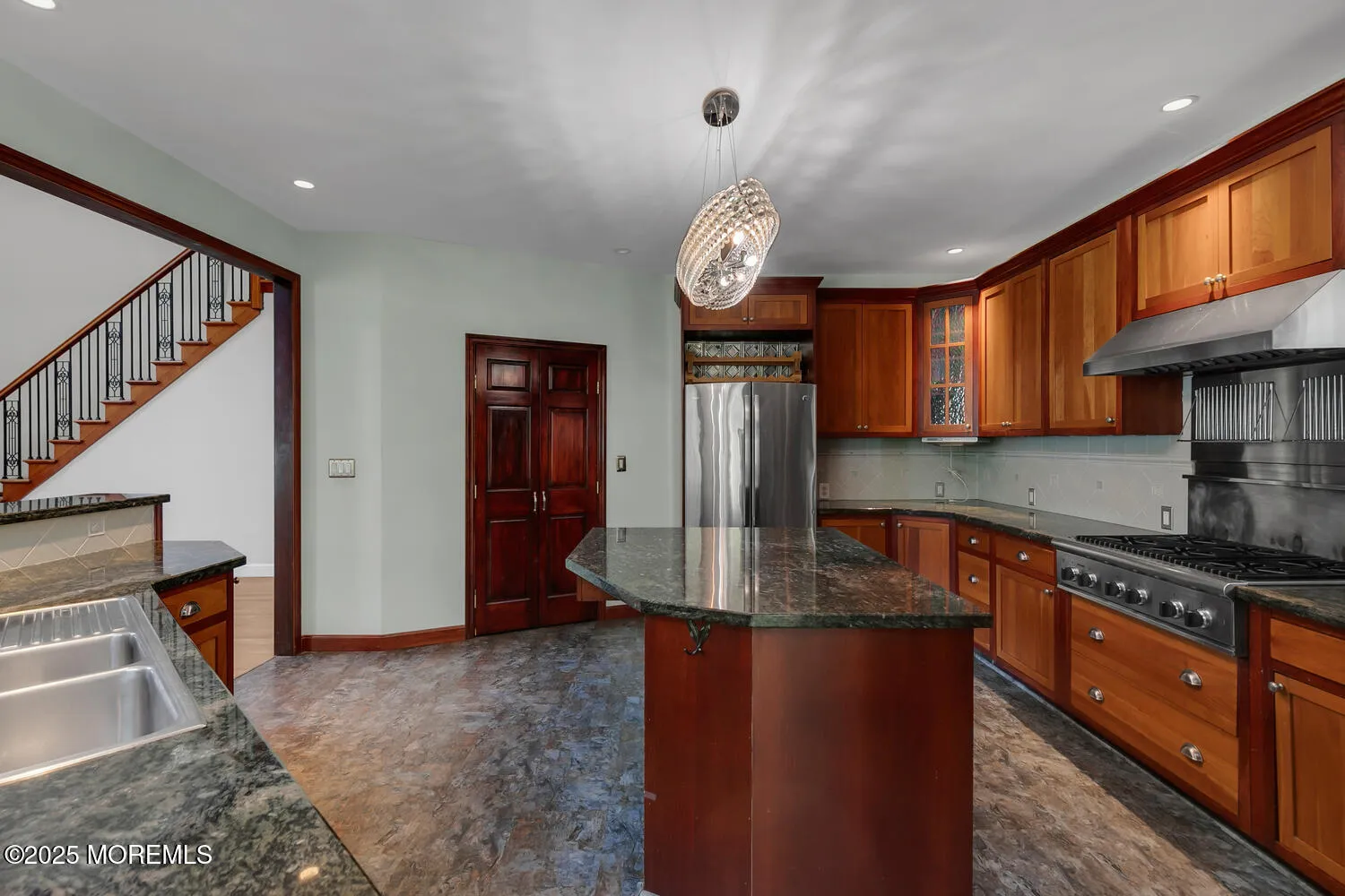 Holmdel, New Jersey 07733, United States, 5 Bedrooms Bedrooms, ,3 BathroomsBathrooms,Residential,Active,224897