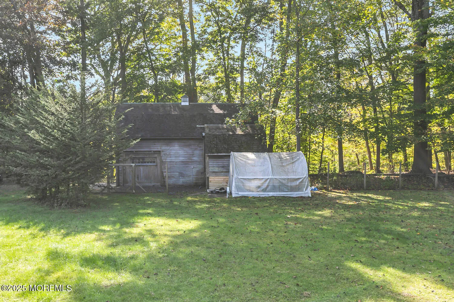 Holmdel, New Jersey 07733, United States, 5 Bedrooms Bedrooms, ,3 BathroomsBathrooms,Residential,Active,224897