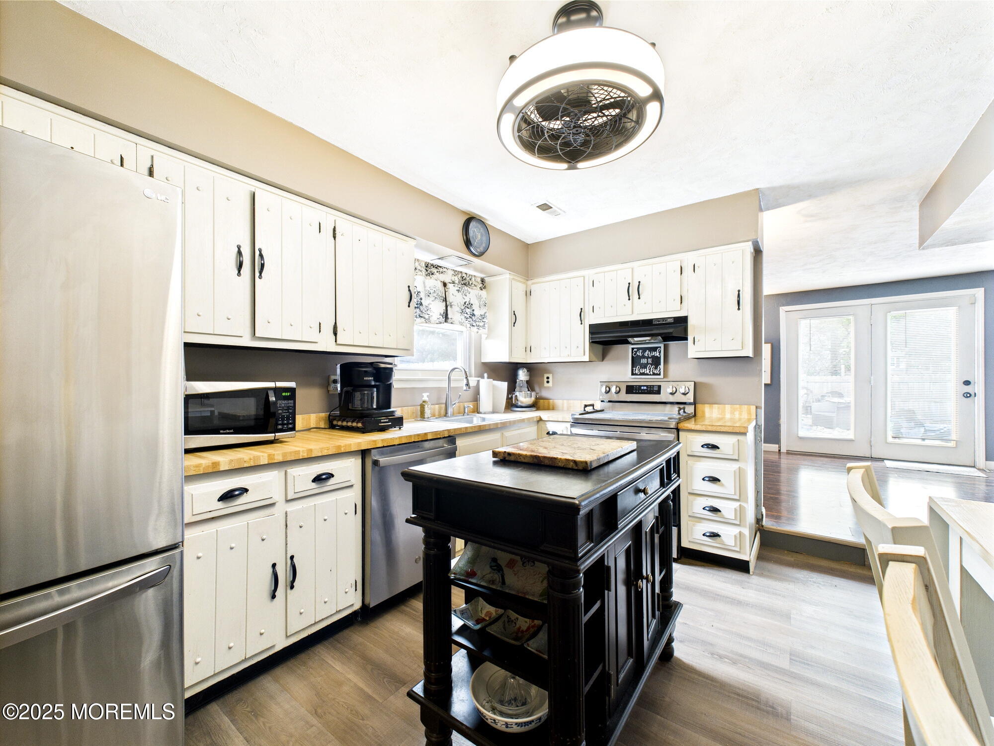 4 Liberty Court, Howell, New Jersey image 11
