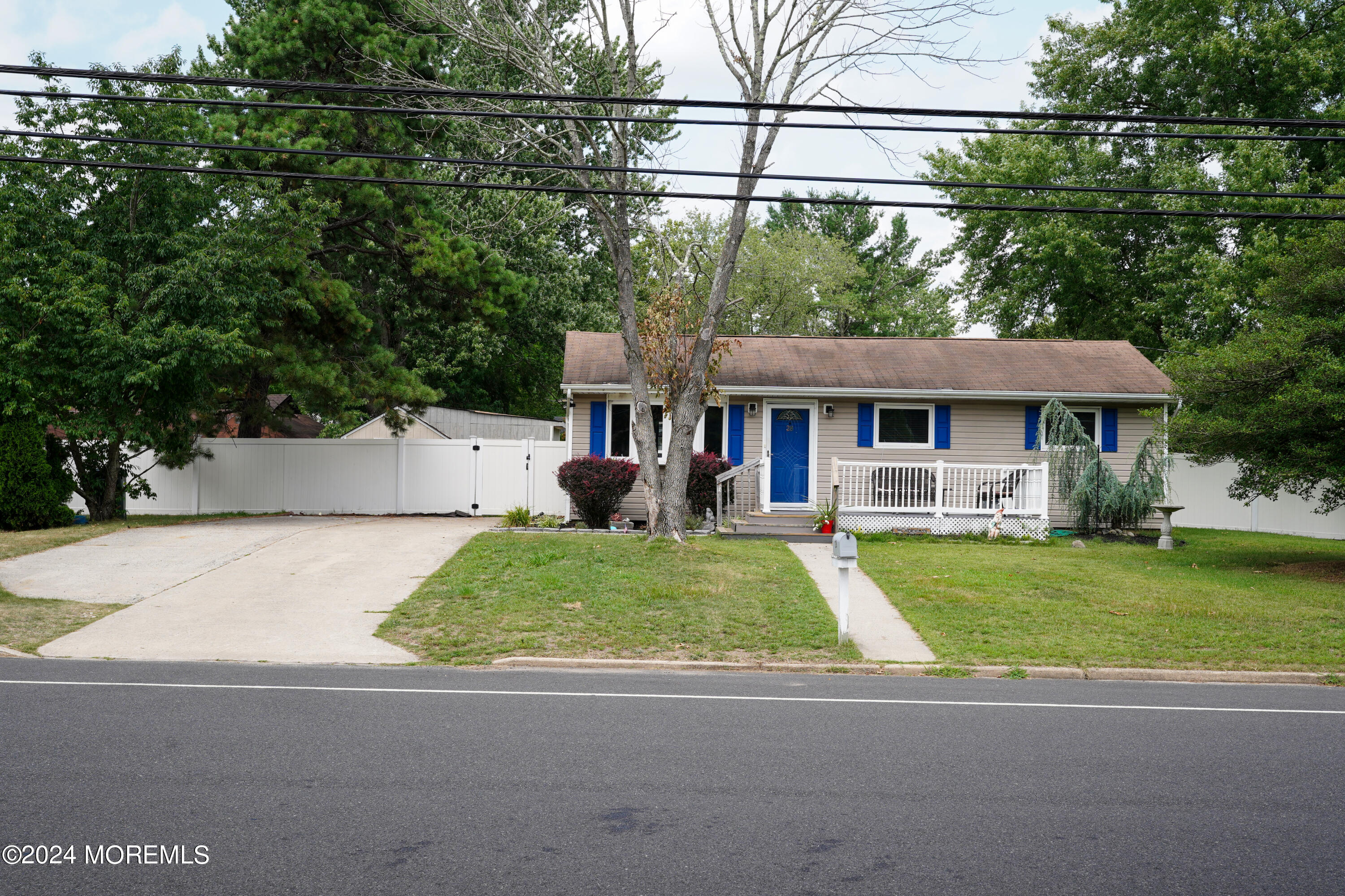 28 Georgian Boulevard, Jackson, New Jersey image 12