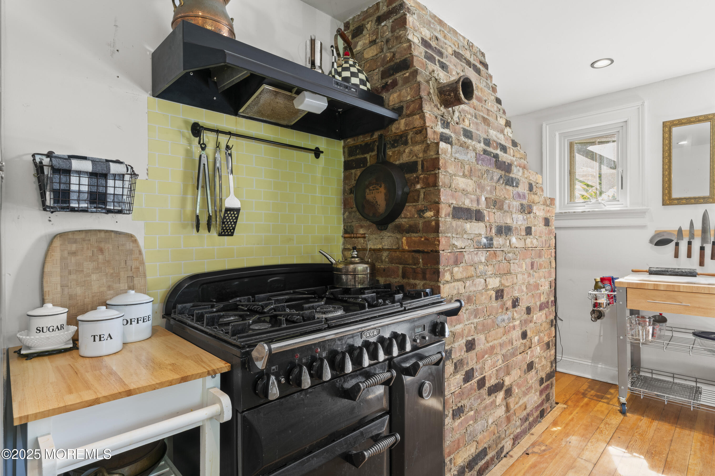 341 Chapel Hill Road, Atlantic Highlands, New Jersey image 9