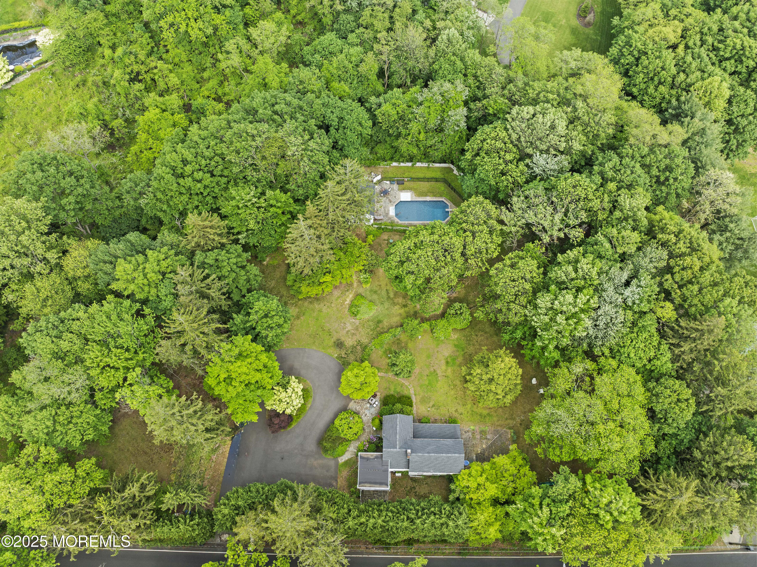 341 Chapel Hill Road, Atlantic Highlands, New Jersey image 1
