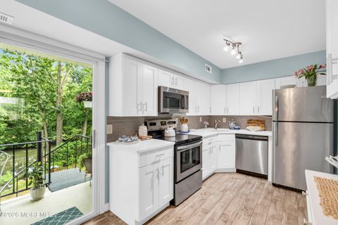 Condo For Sale - 11 Indiana Court #A<br/> Matawan, NJ 07747