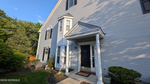 Condo For Sale - 10 Beacon Court<br/> Holmdel, NJ 07733