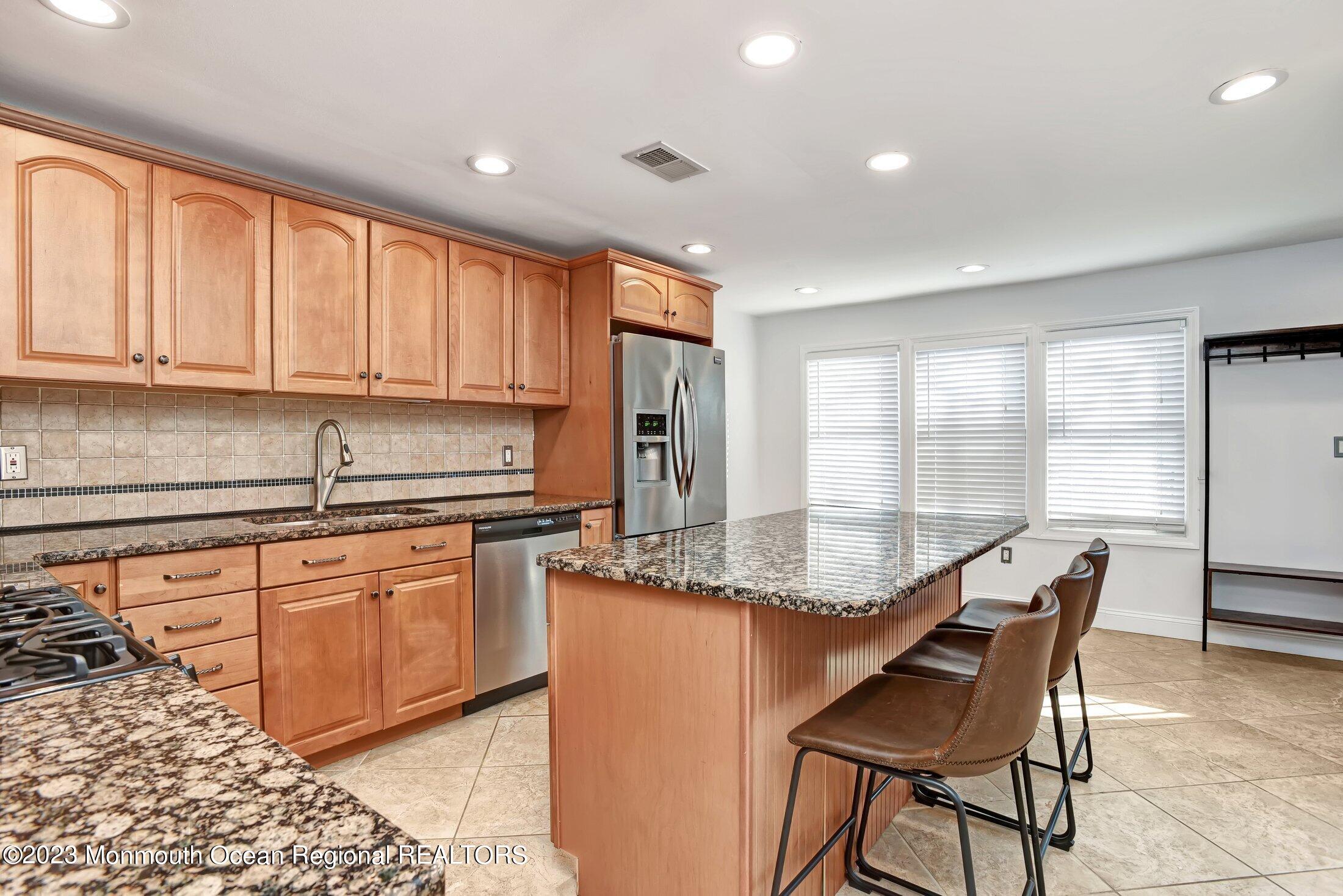 17 Central Avenue, Highlands, New Jersey image 15