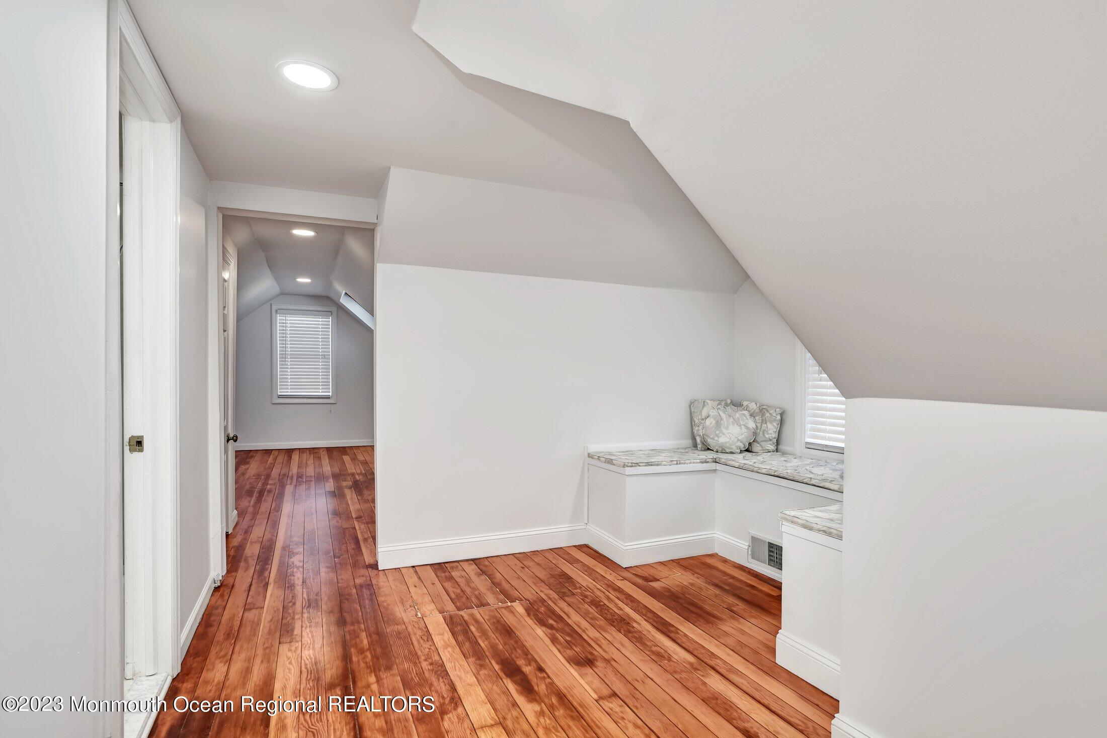 17 Central Avenue, Highlands, New Jersey image 20
