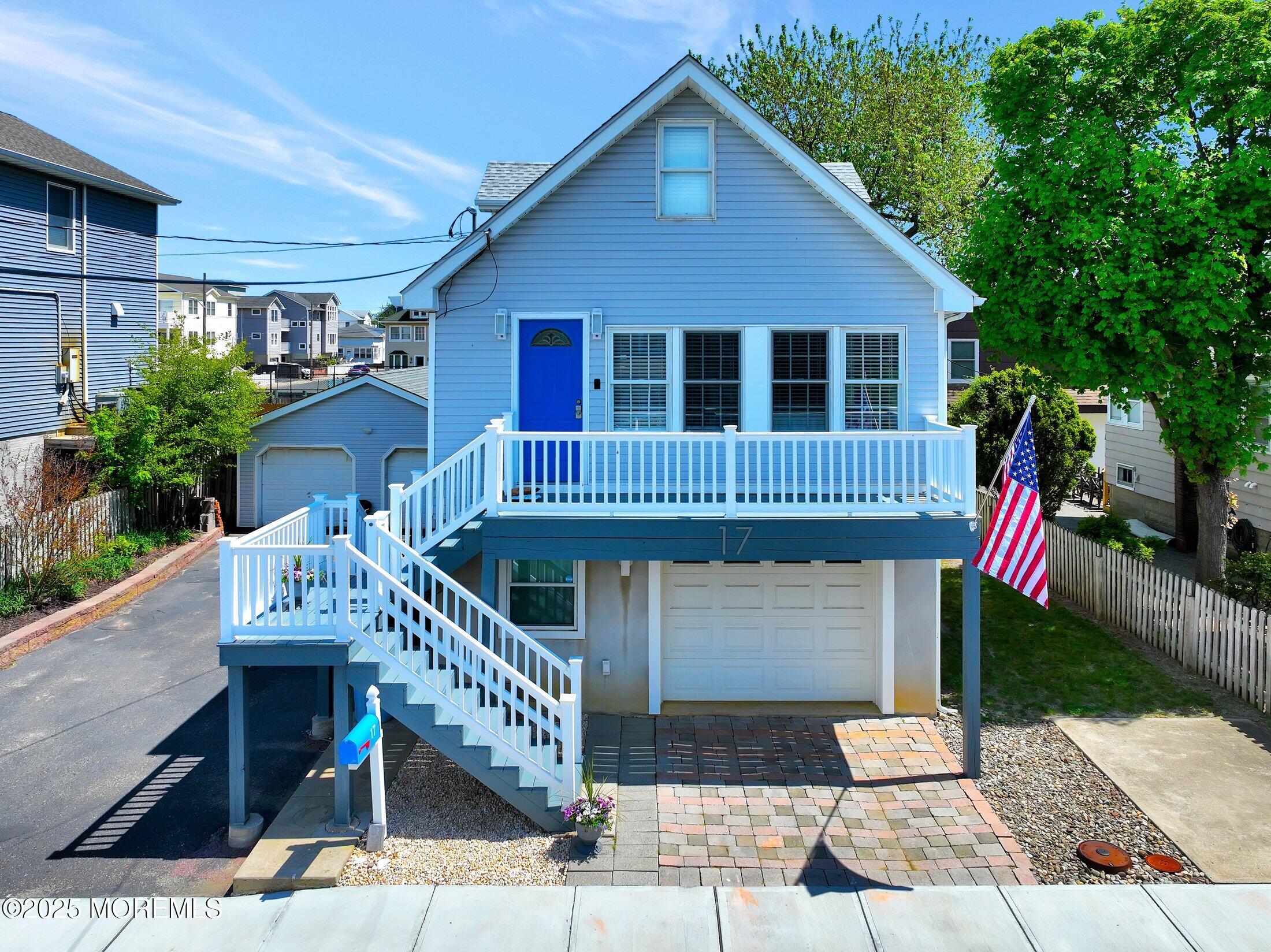17 Central Avenue, Highlands, New Jersey image 1