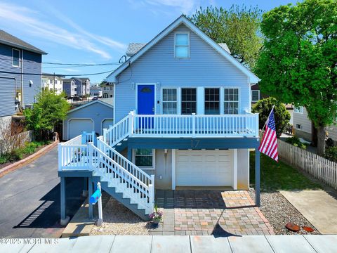 17 Central Avenue Highlands NJ 07732