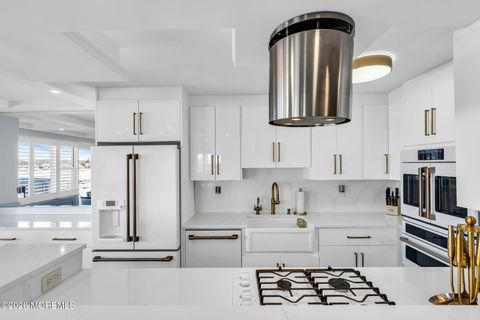 28 Riverside Avenue 1N Red Bank NJ 07701