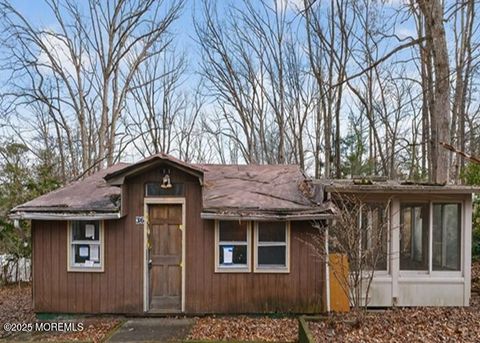 36 Oakland Drive Jackson NJ 08527