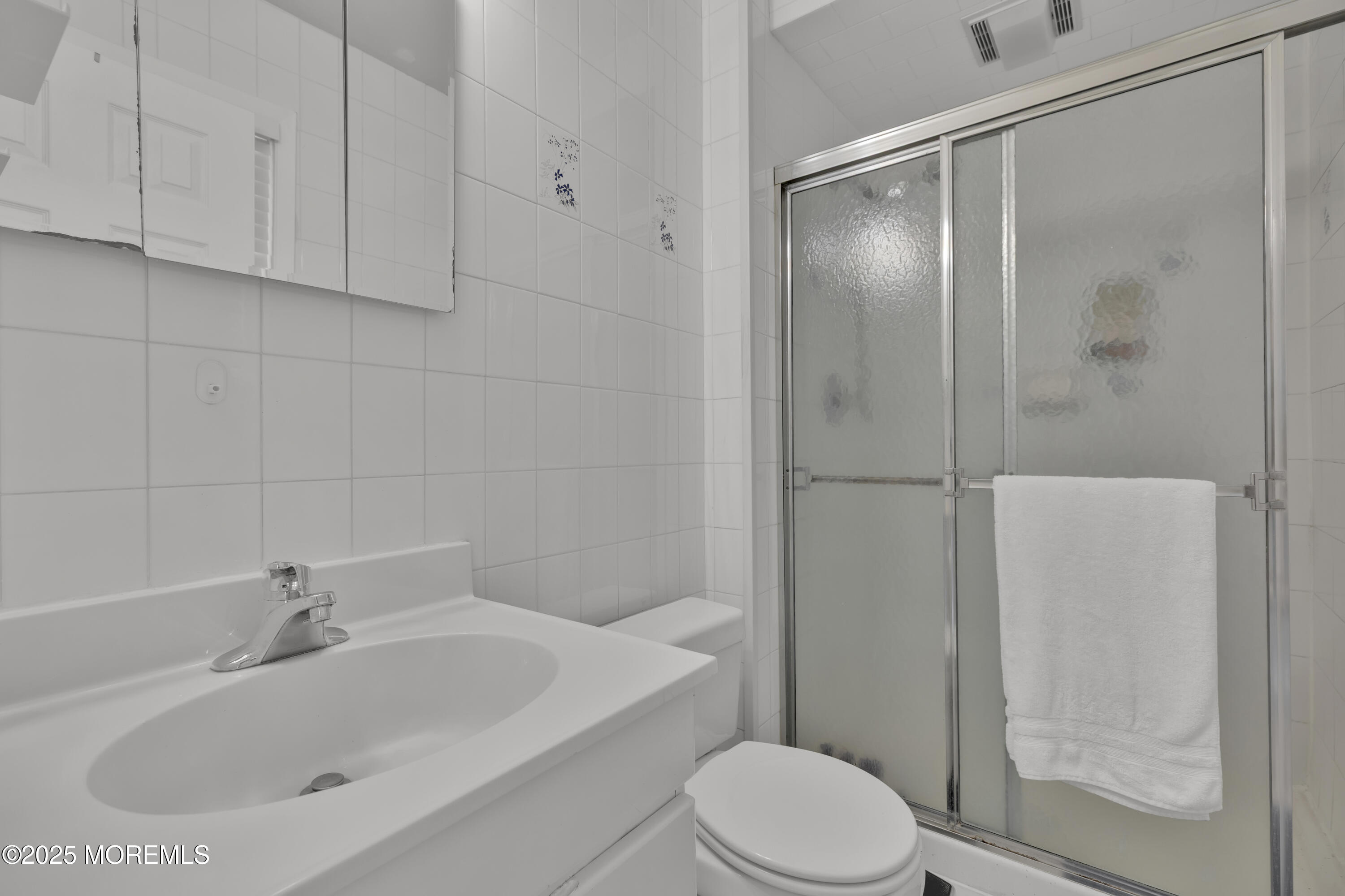 55 Sapphire Lane, Matawan, New Jersey image 12