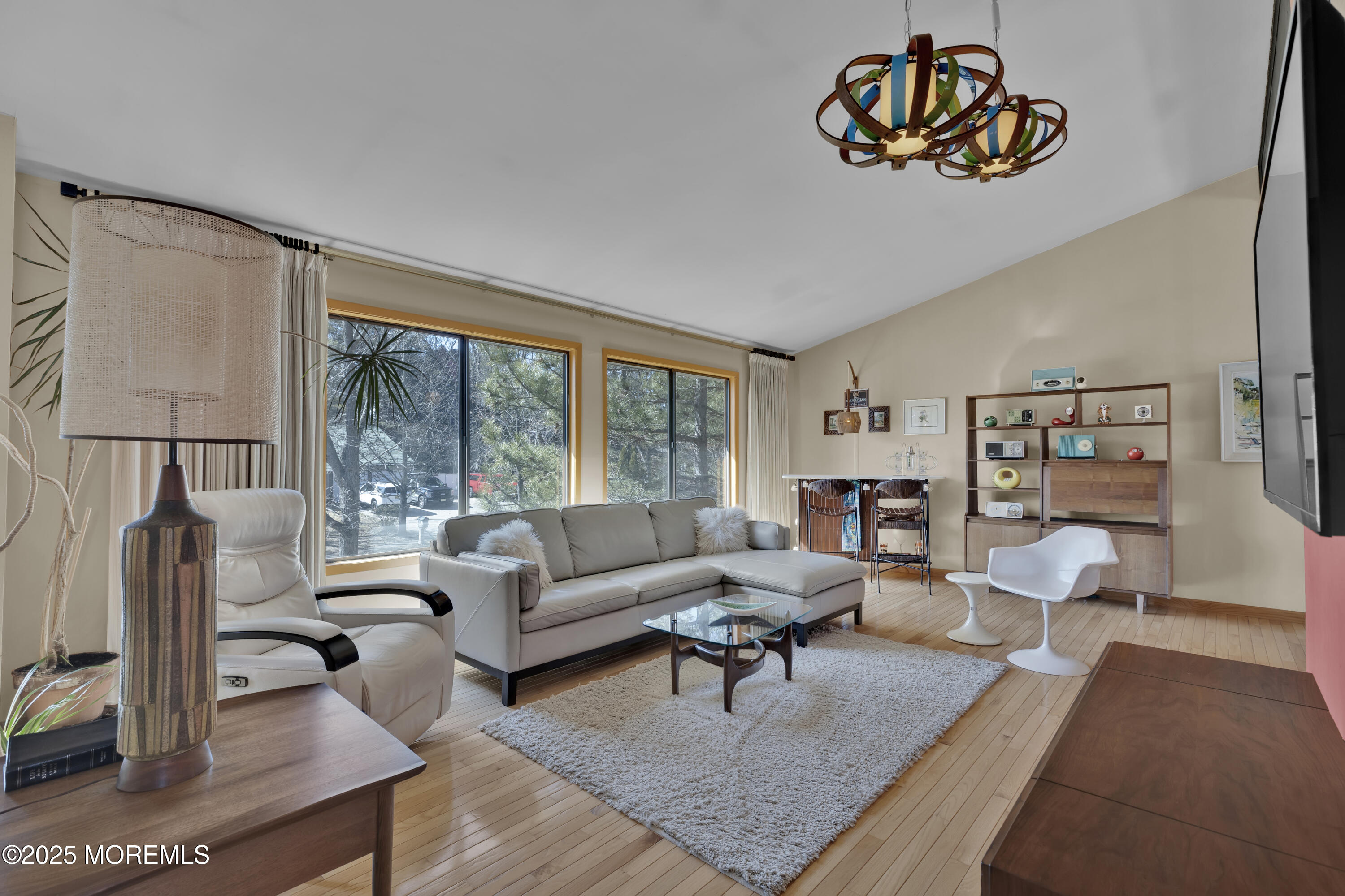 55 Sapphire Lane, Matawan, New Jersey image 3
