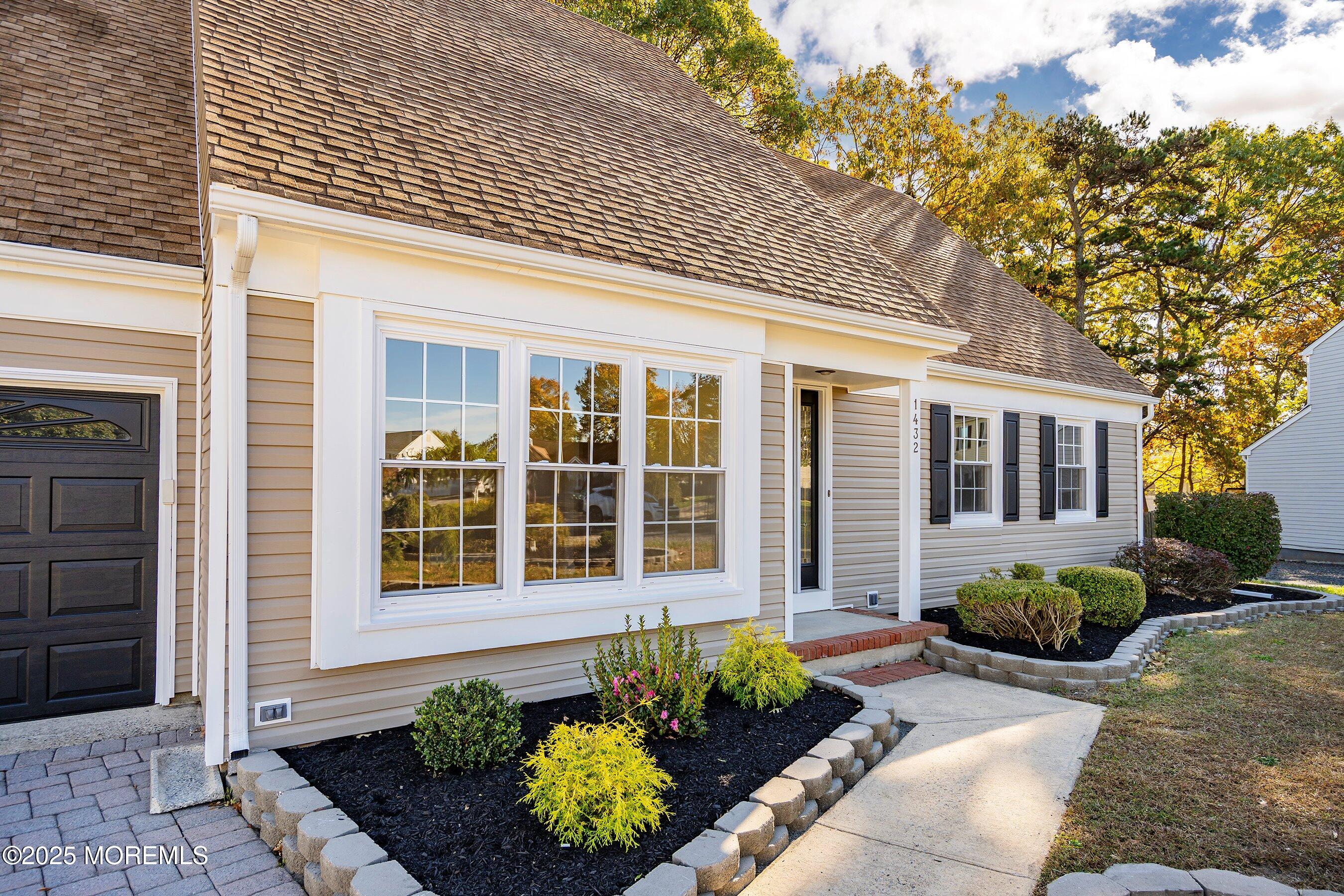 1432 Weeping Willow Court