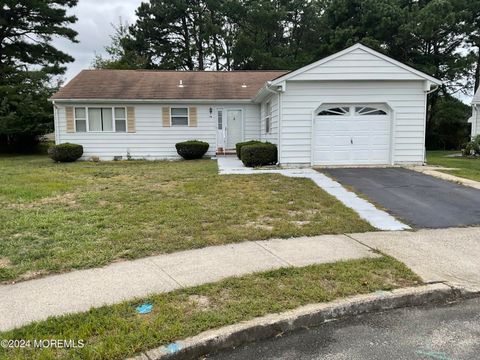 70 Buena Visa Court, Toms River, NJ 08757 - MLS#: 22425262