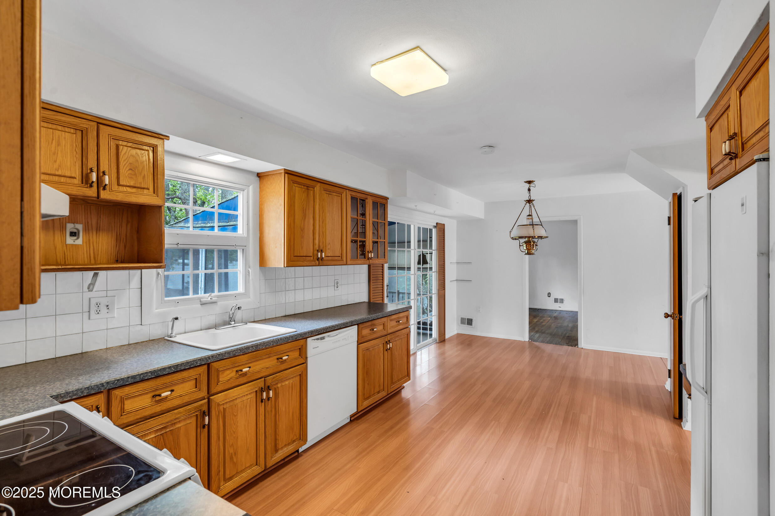 132 Tunes Brook Drive, Brick, New Jersey image 9