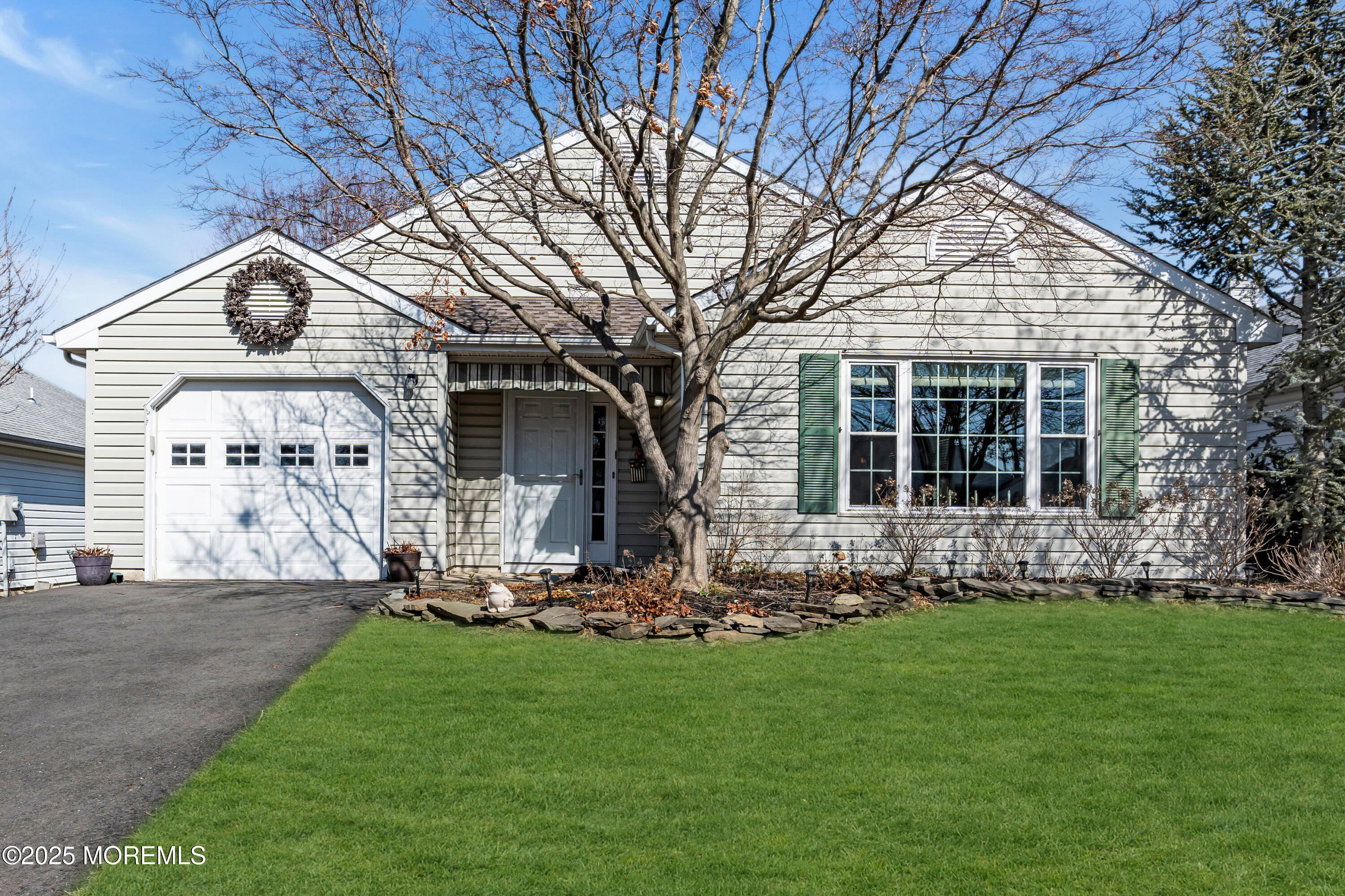 6 Cottontail Drive, Brick, New Jersey image 1