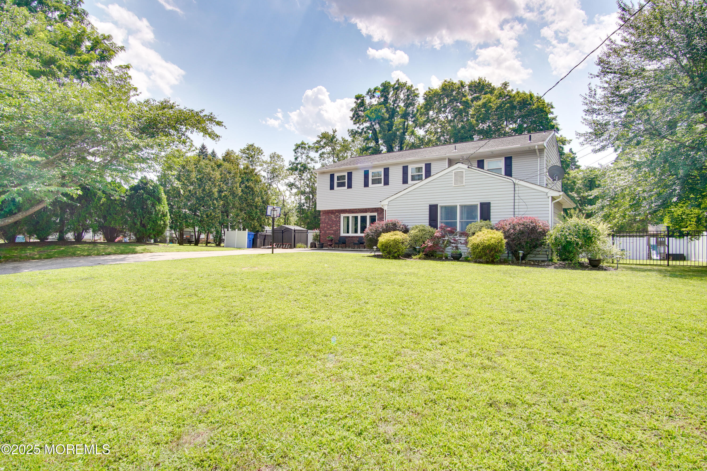 612 Greenwich Court