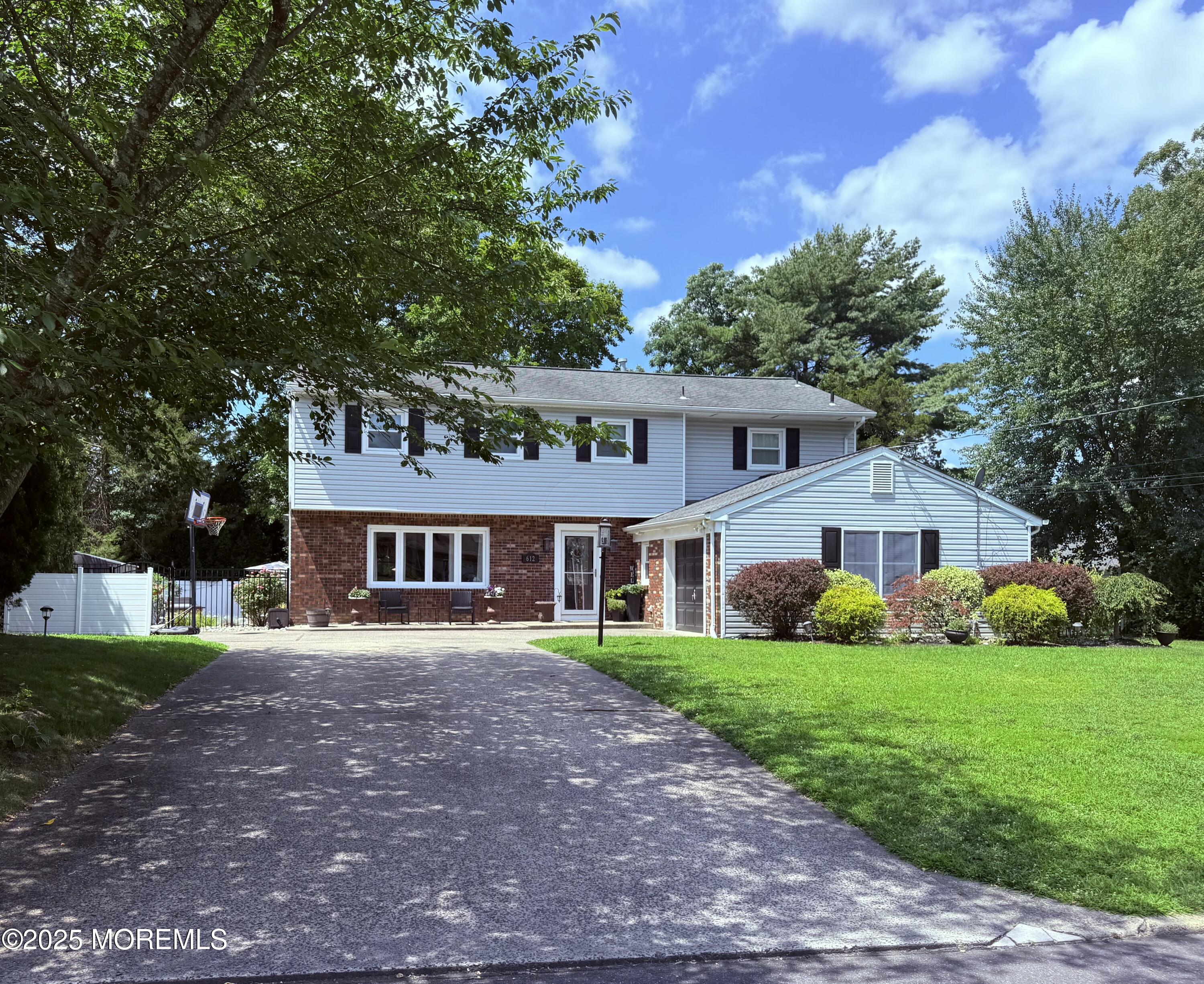 612 Greenwich Court