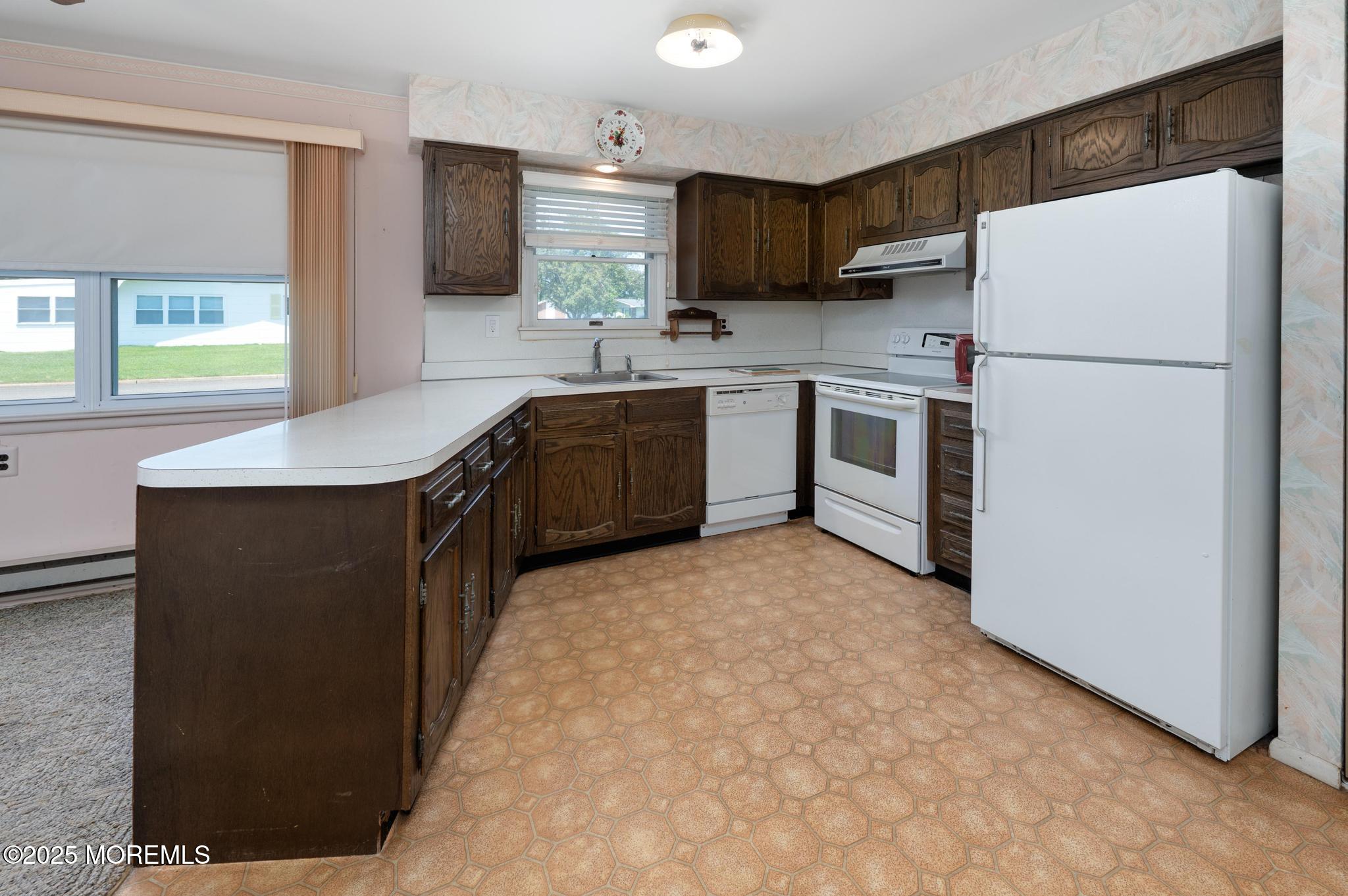 19 Clay Circle, Brick, New Jersey image 9