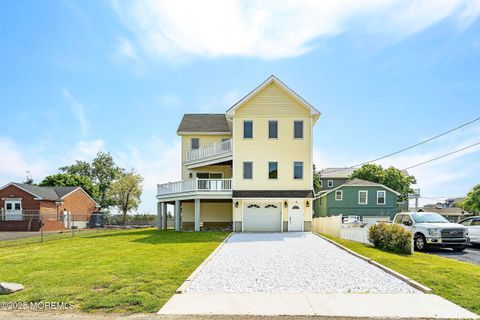 3 Grant Avenue Rumson NJ 07760