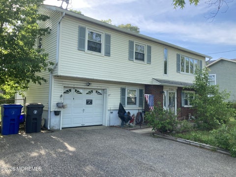 Homes For Sale - 768 Vaughn Avenue<br/> Toms River, NJ 08753