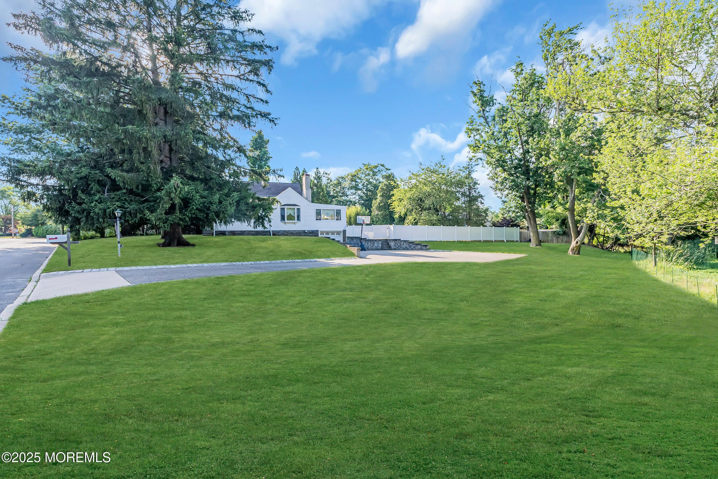 121 Parker Road