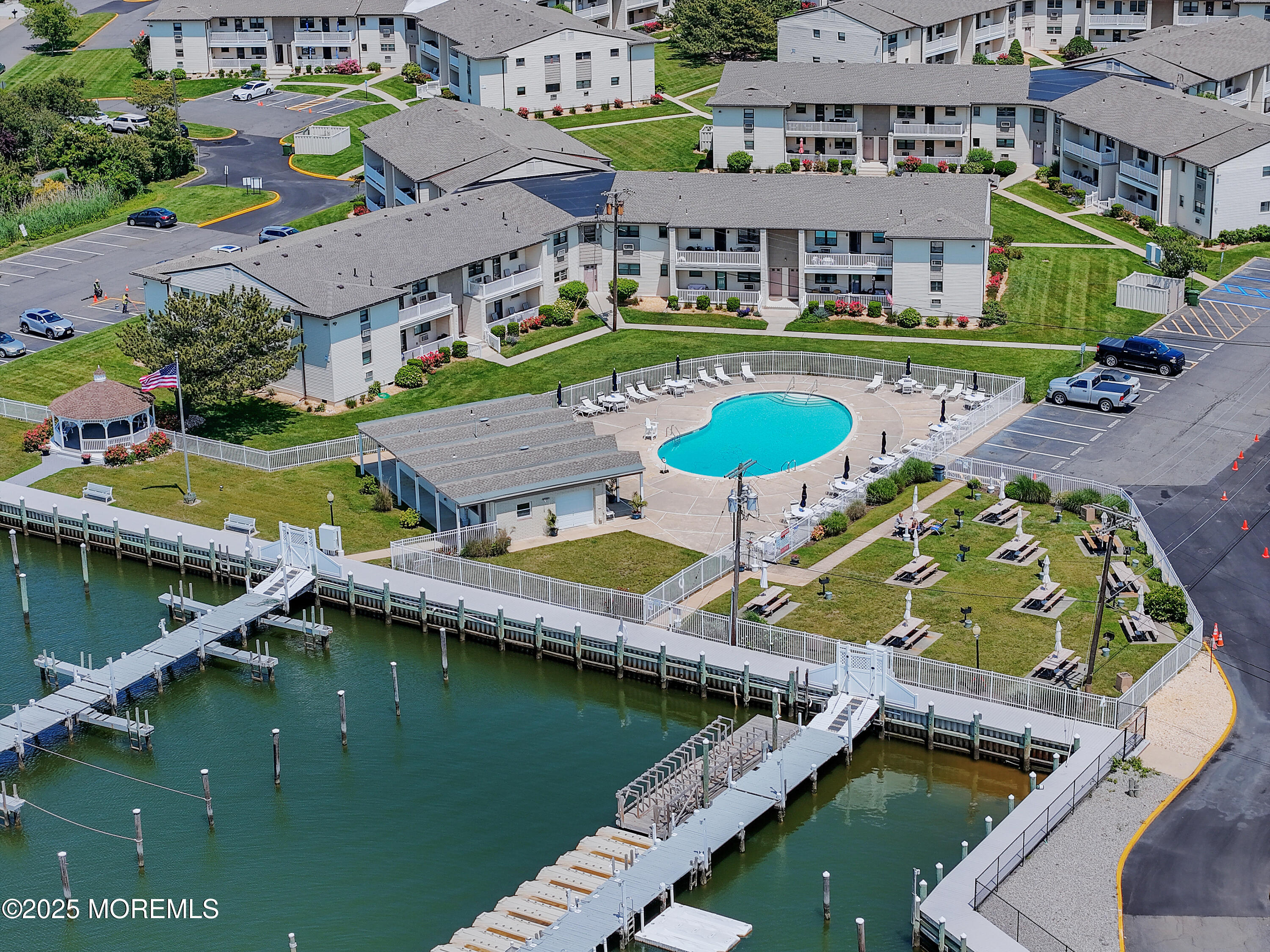 89 Wharfside Drive, Monmouth Beach, New Jersey image 15