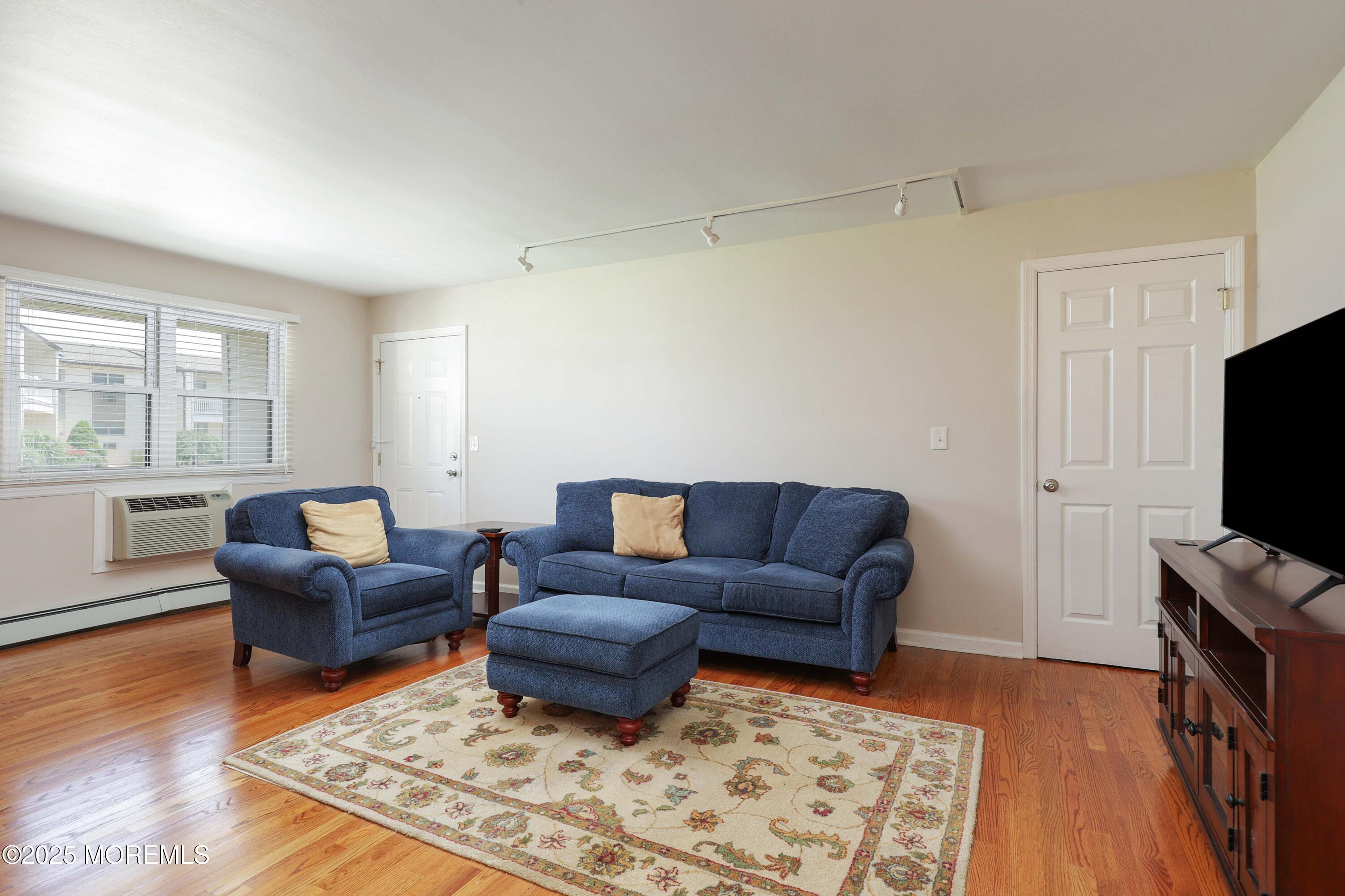 89 Wharfside Drive, Monmouth Beach, New Jersey image 6