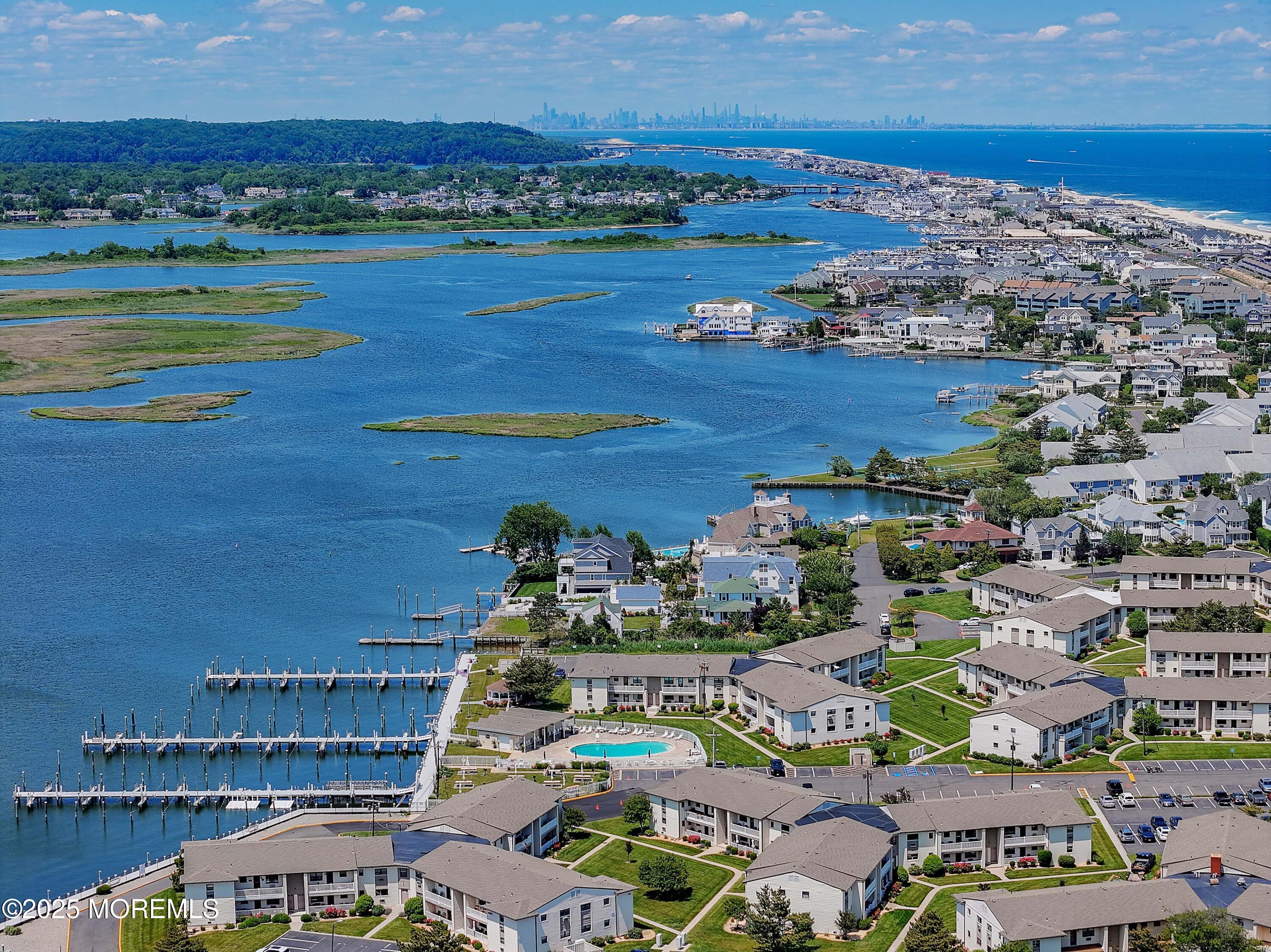 89 Wharfside Drive, Monmouth Beach, New Jersey image 4