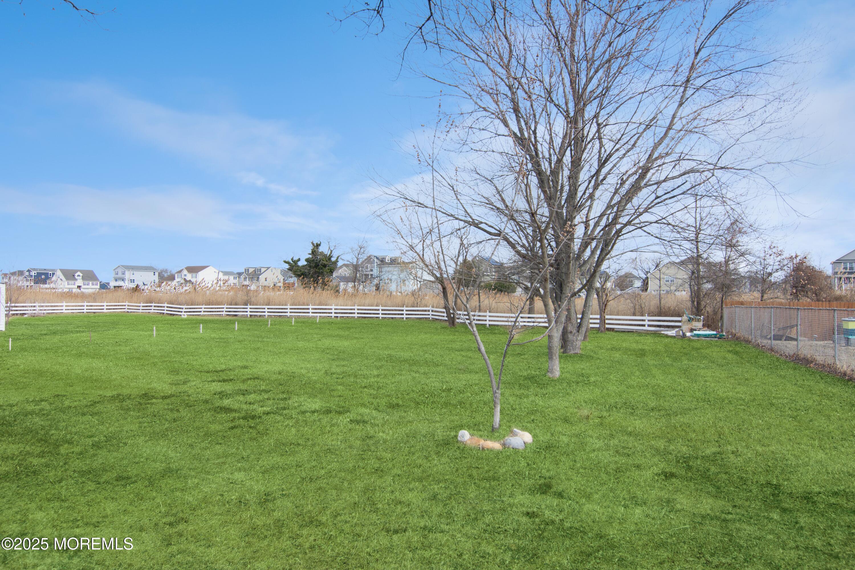 819 St Johns Avenue, Union Beach, New Jersey image 3