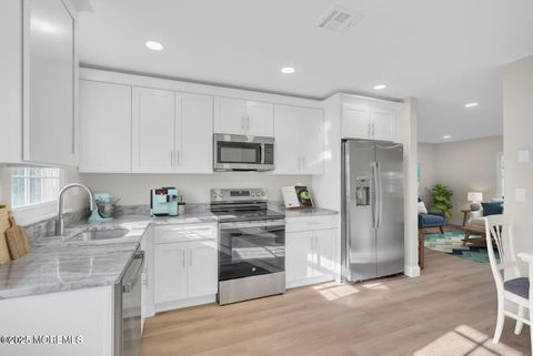 Photo of 1146B Argyll Circle #B, Lakewood, NJ 08701 (MLS # 22601234)