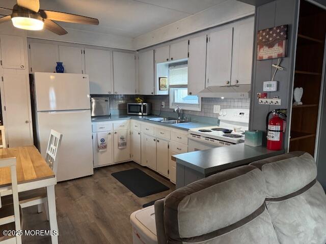 94 Locust Grove, Hazlet, New Jersey image 3