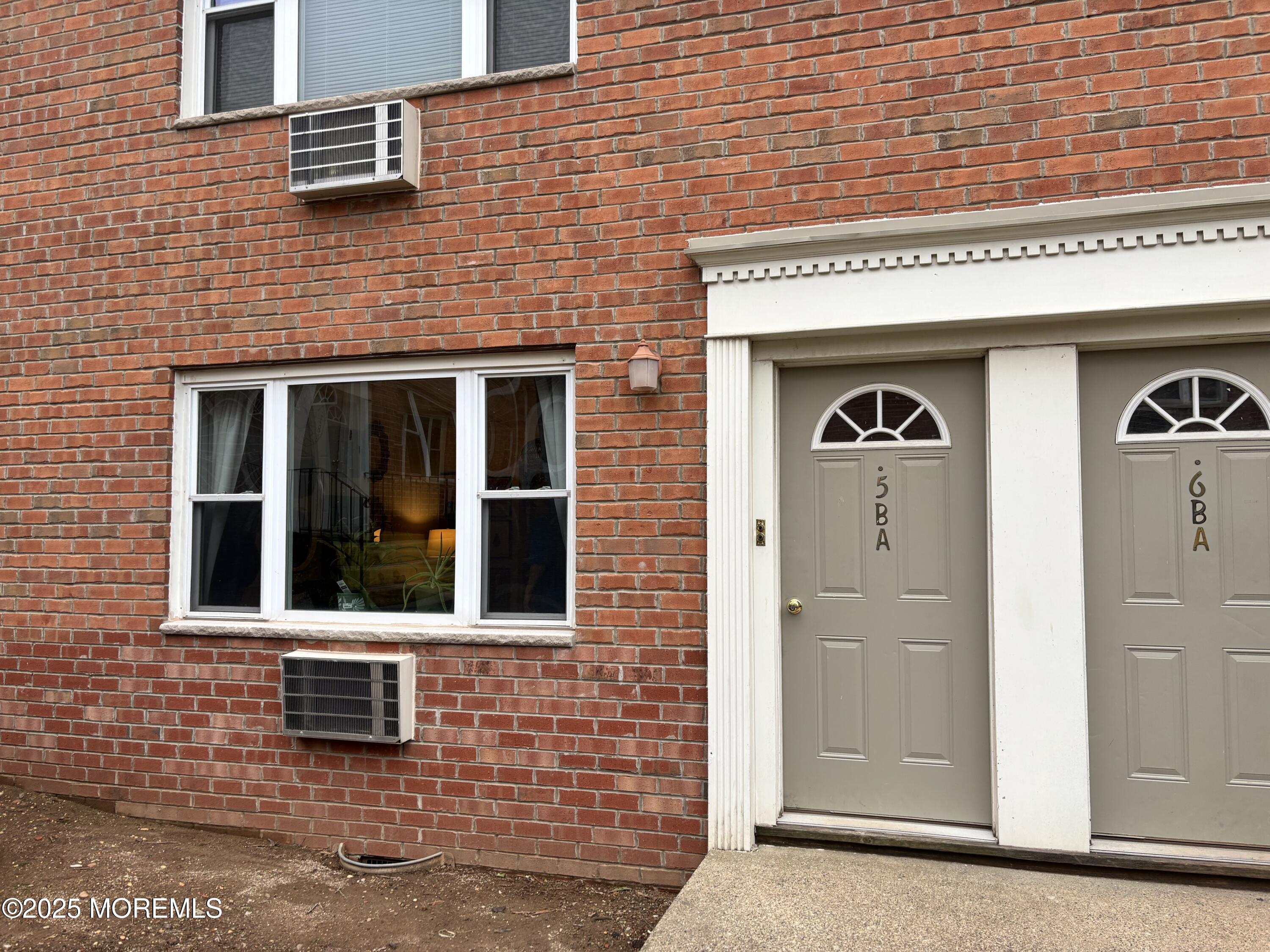 37 York Drive #5A, Edison, New Jersey image 2