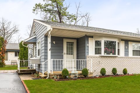 7 Virgina Drive B Whiting NJ 08759