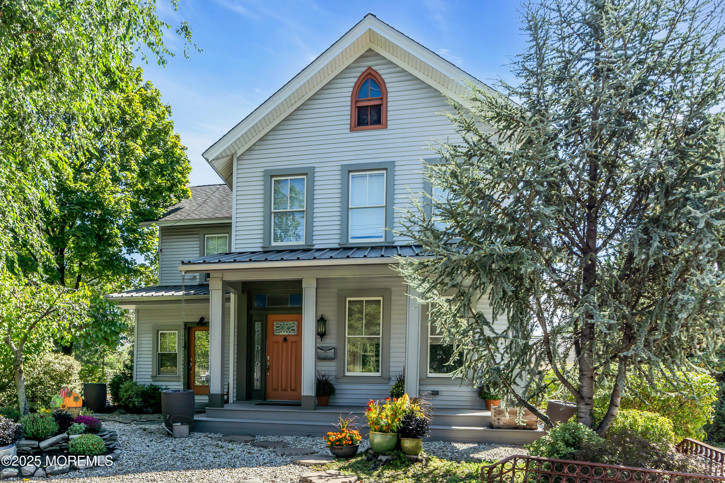 146 Rumson Road