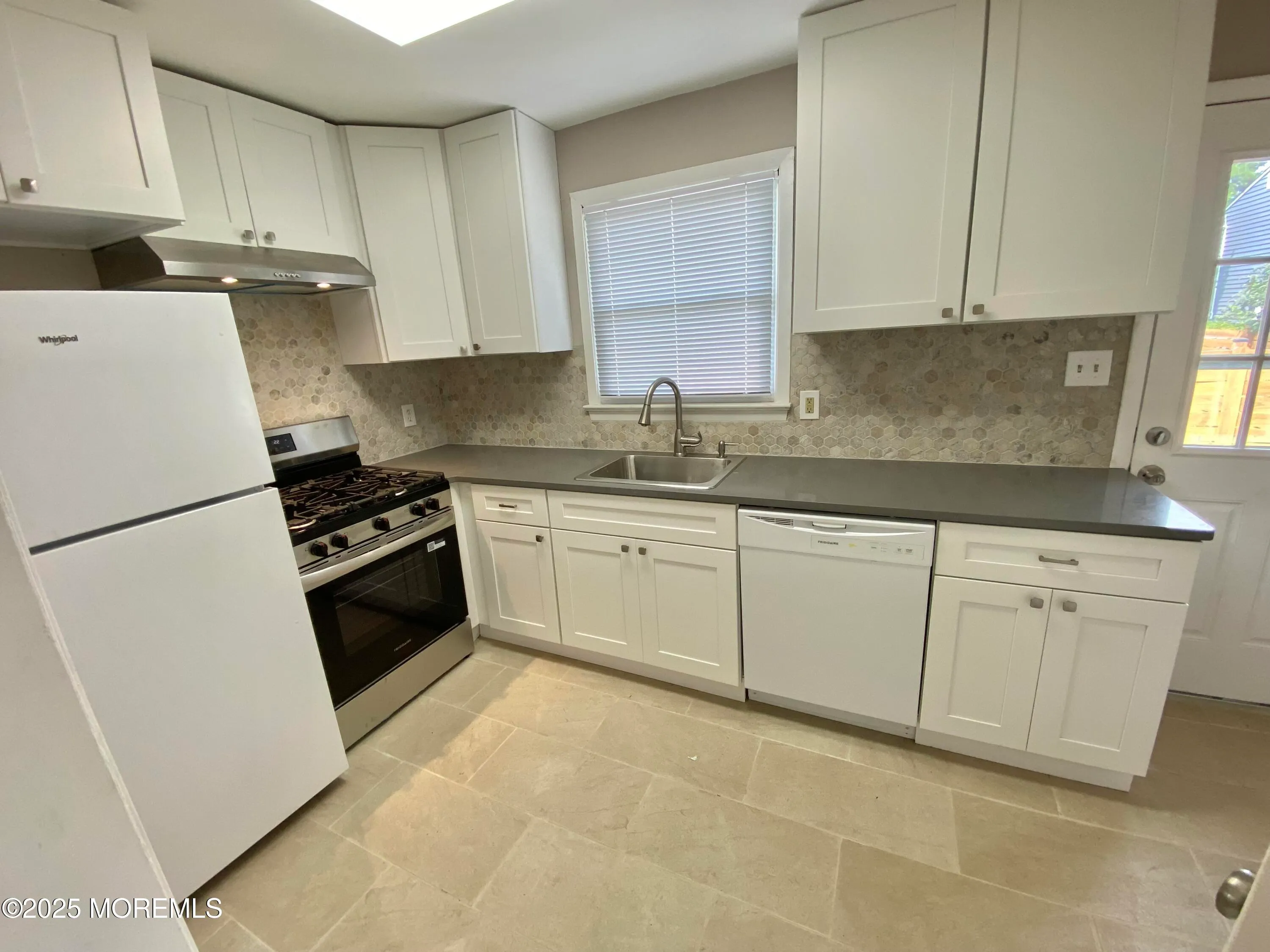 Point Pleasant, New Jersey 08742, United States, 2 Bedrooms Bedrooms, ,1 BathroomBathrooms,Residential,Active,214464