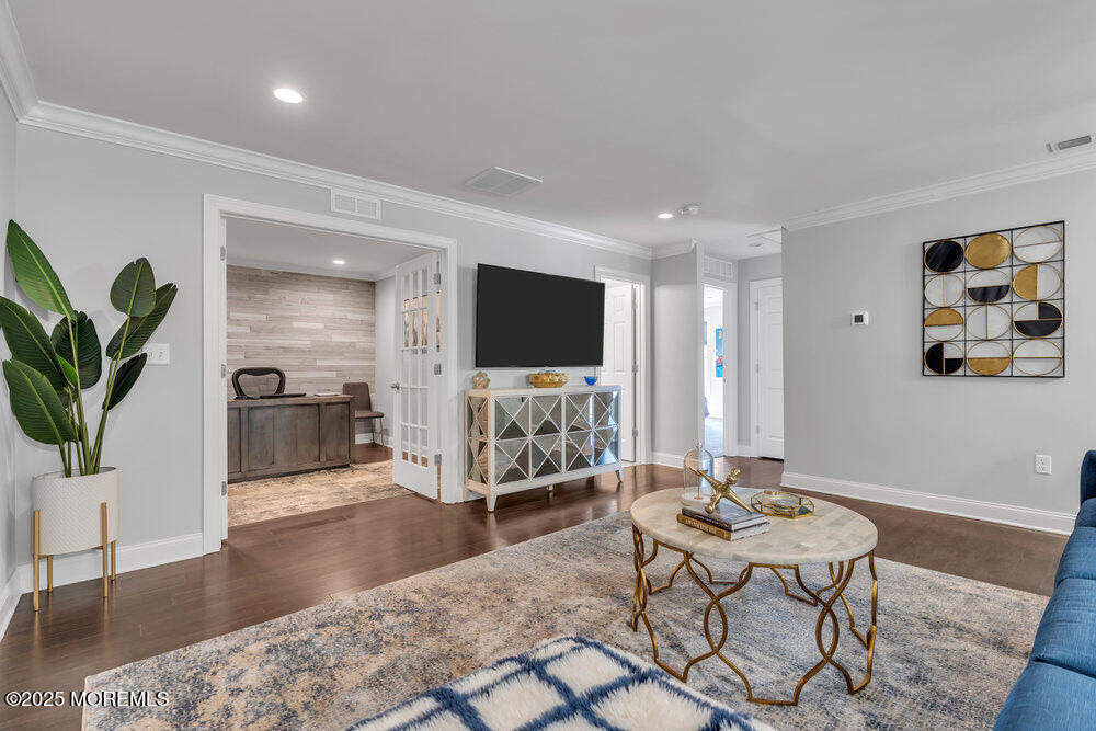 19 Foulks Terrace, Lincroft, New Jersey image 38