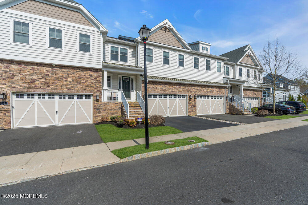 19 Foulks Terrace, Lincroft, New Jersey image 3