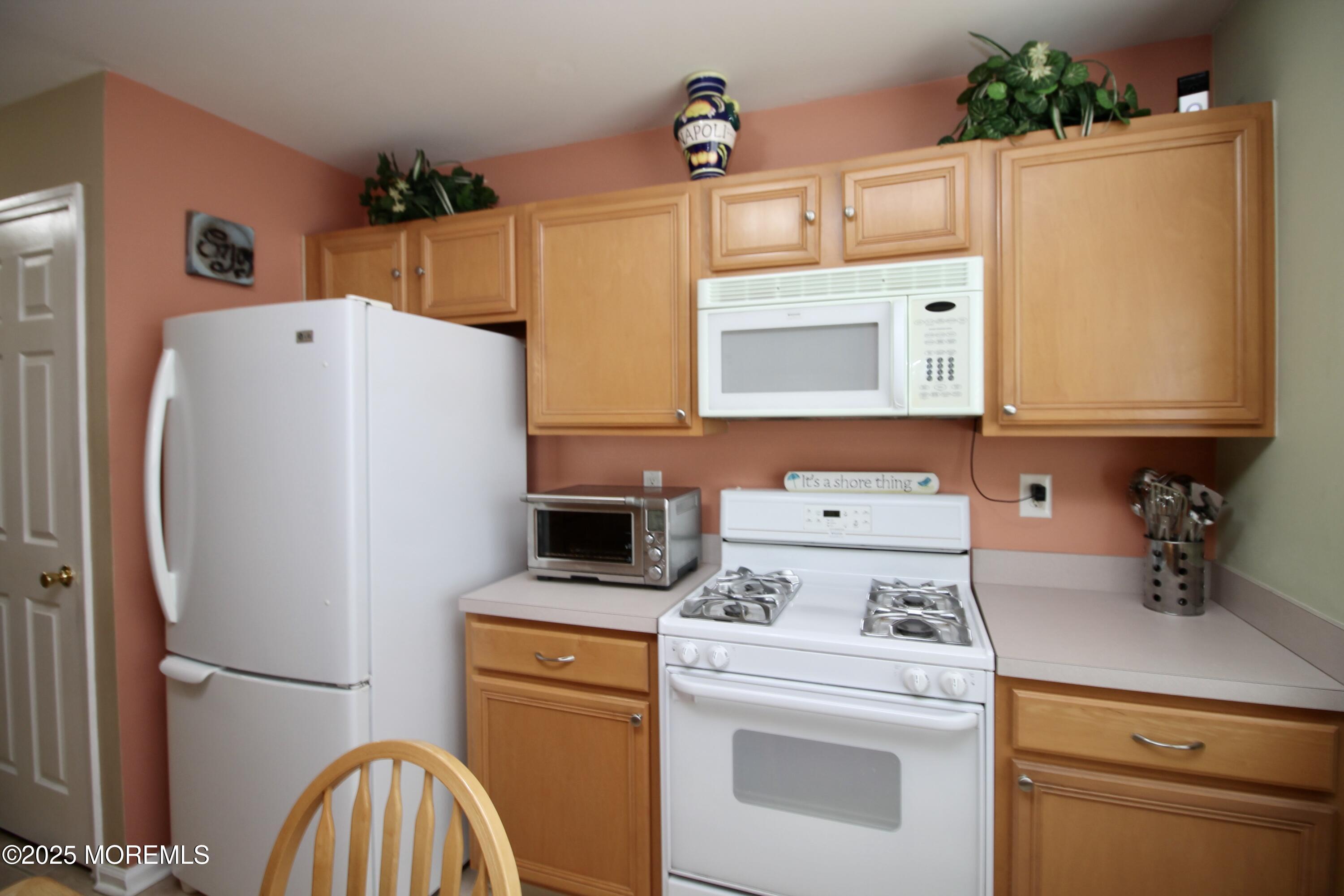 99 Watson Court #1000, Howell, New Jersey image 17