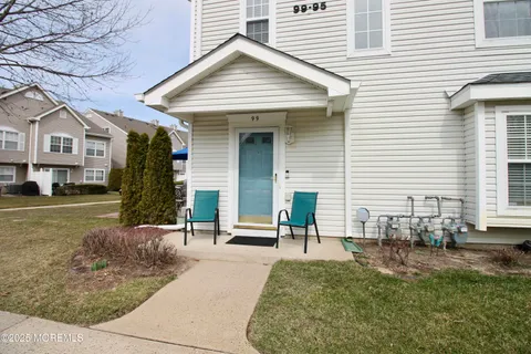 MLS: 22507060
