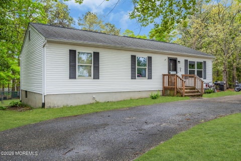 Homes For Sale - 200 Spray Road<br/> Manahawkin, NJ 08050