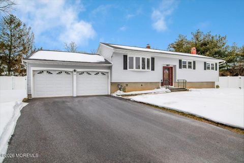 10 Elizabeth Court Edison NJ 08817